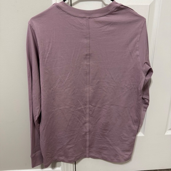 Lululemon long Sleeve - Picture 2 of 2